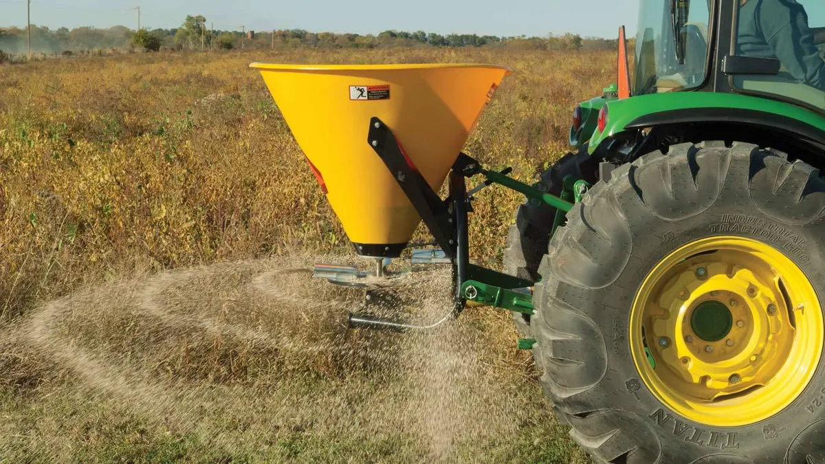 Grass seed blends