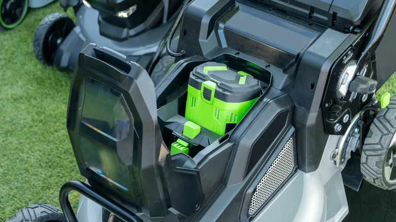 electric mower battery smoke