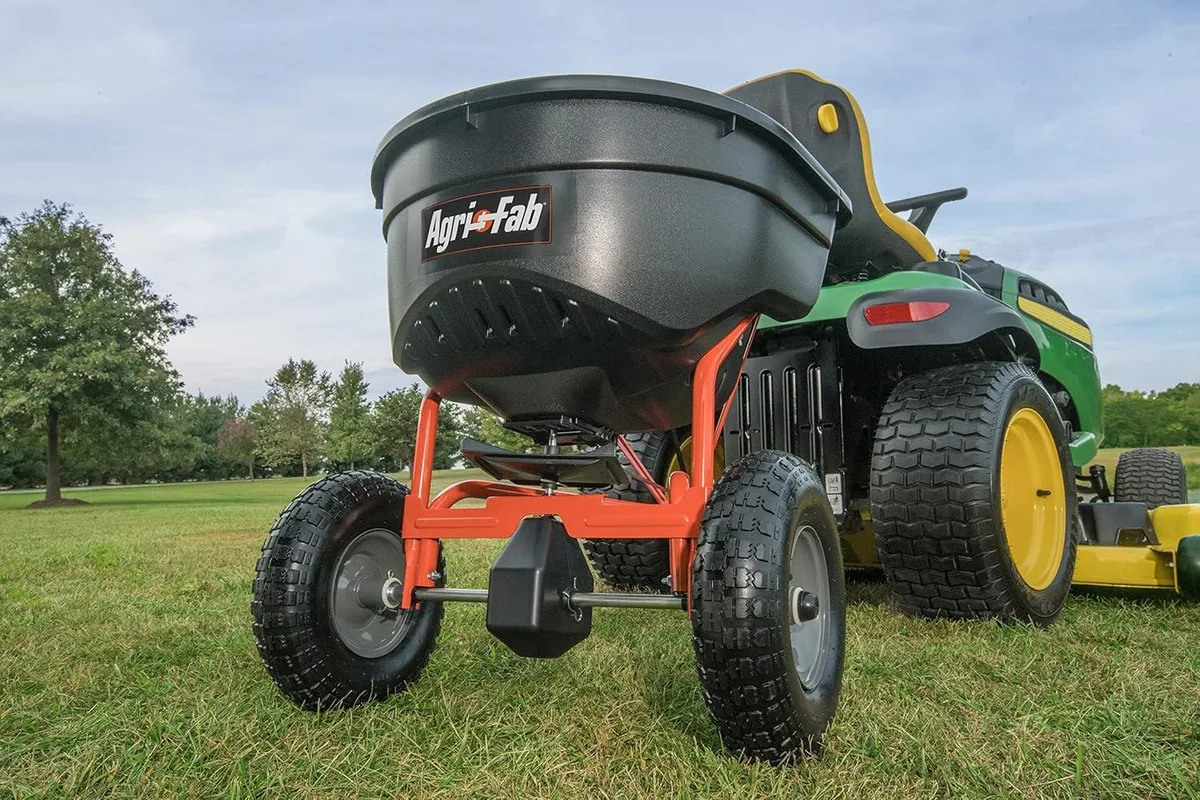 broadcast spreader